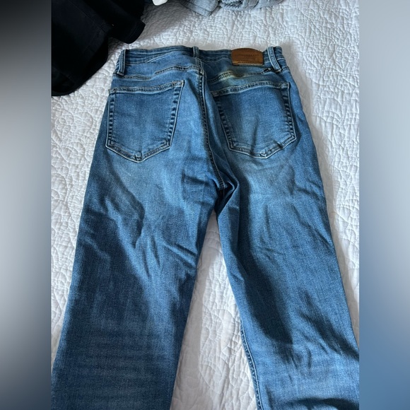 Lucky Brand Jeans - Picture 4 of 5